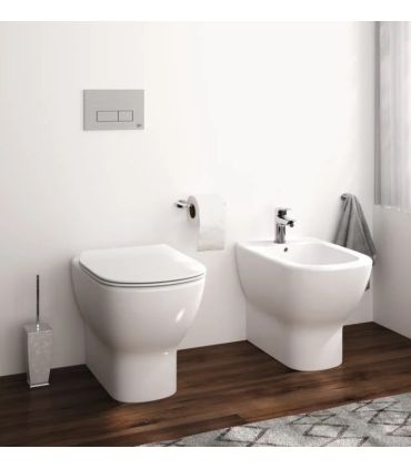 Wc filoparete Ideal standard Tesi Aquablade con sedile slim
